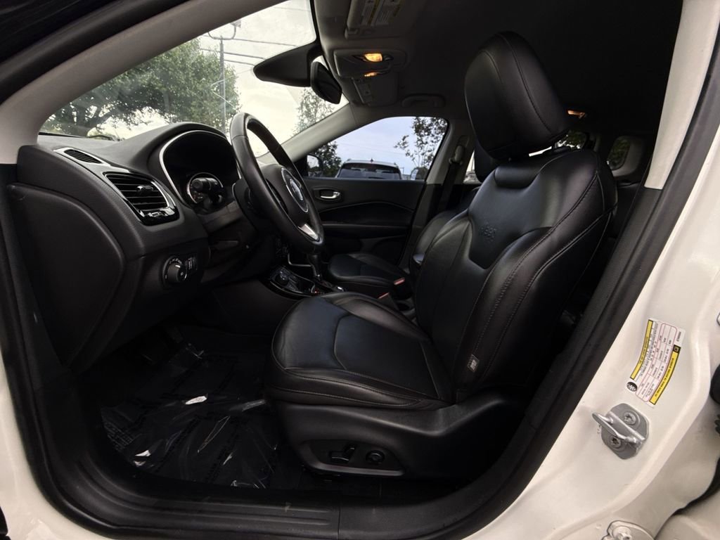 Used 2019 Jeep Compass Limited AWD/4WD image 13