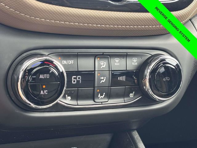 Used 2021 Chevrolet TrailBlazer ACTIV w/ Sun and Liftgate Package FWD image 21