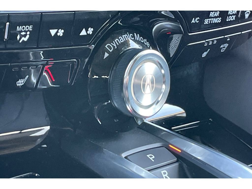 Certified 2025 Acura MDX FWD w/ Technology Package image 31
