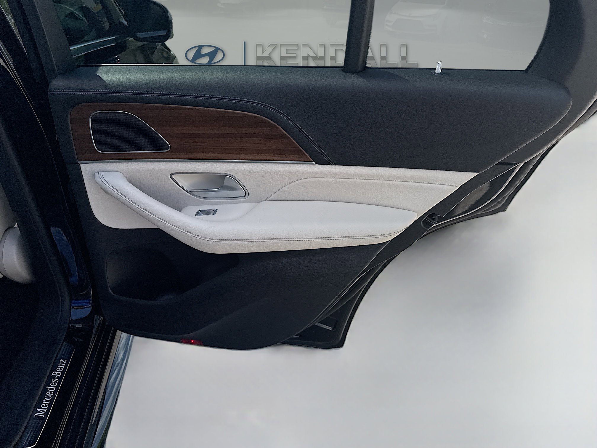 Used 2024 Mercedes-Benz GLE 450 4MATIC image 29