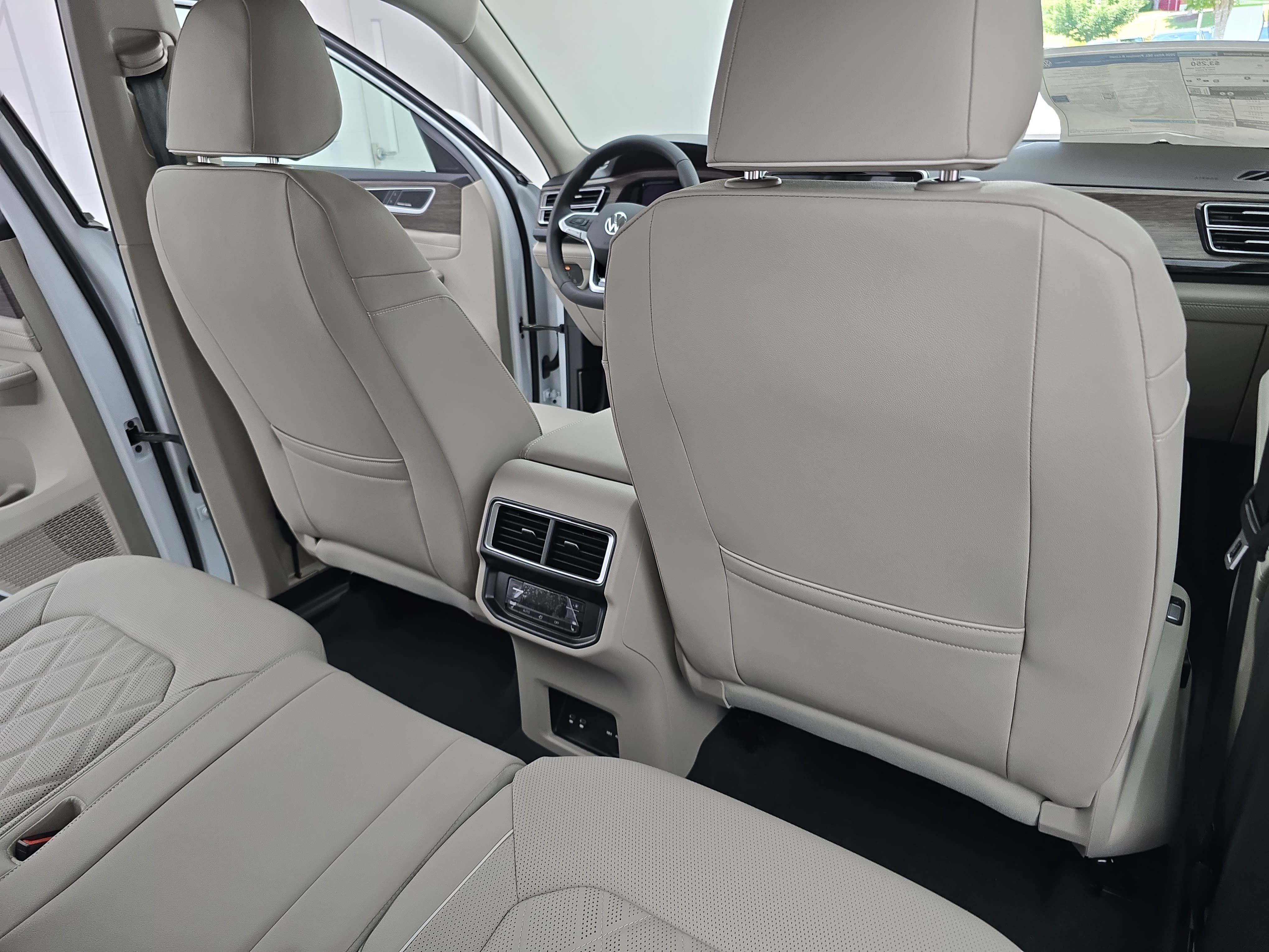 New 2026 Volkswagen Atlas SEL Premium R-Line AWD/4WD image 11