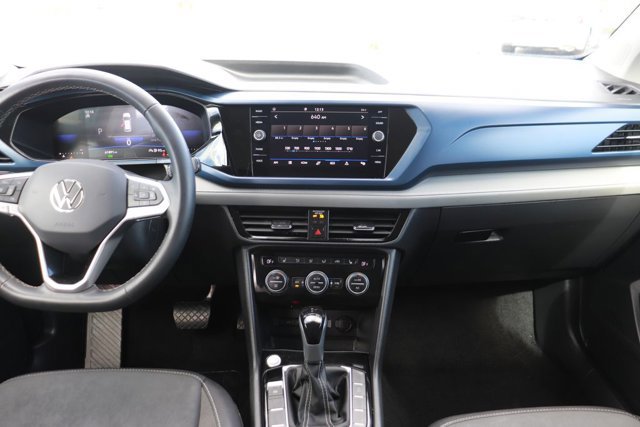 Used 2024 Volkswagen Taos SE image 14