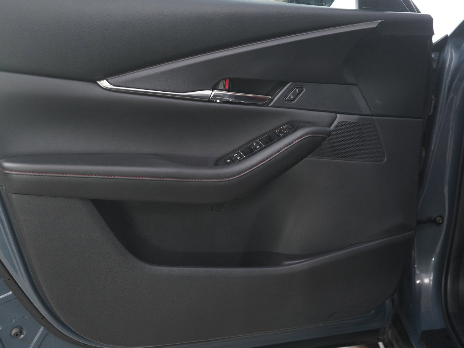 Used 2023 MAZDA CX-30 AWD 2.5 S w/ Preferred Package image 19