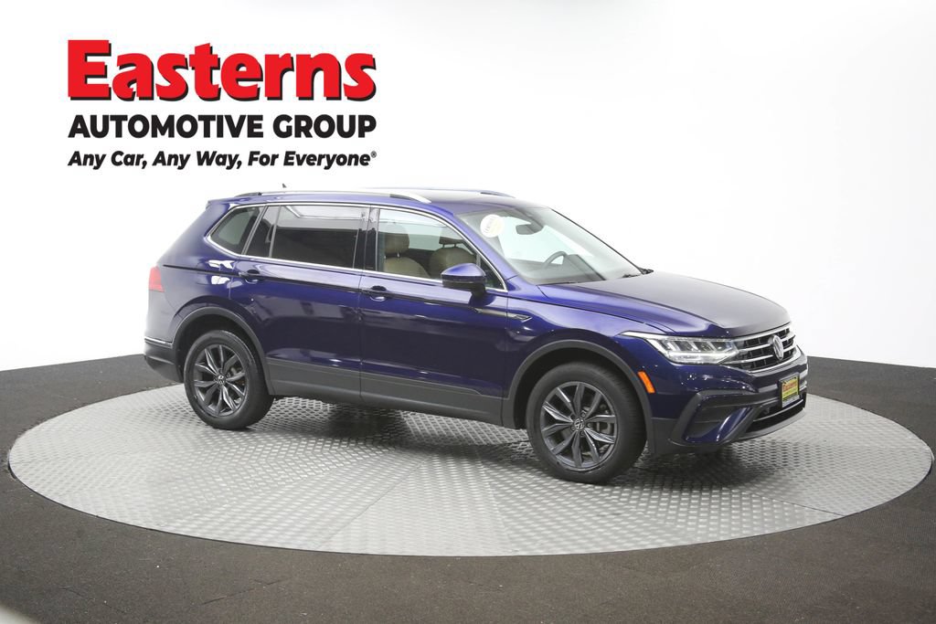 Used 2022 Volkswagen Tiguan SE w/ Panoramic Sunroof Package AWD/4WD image 96