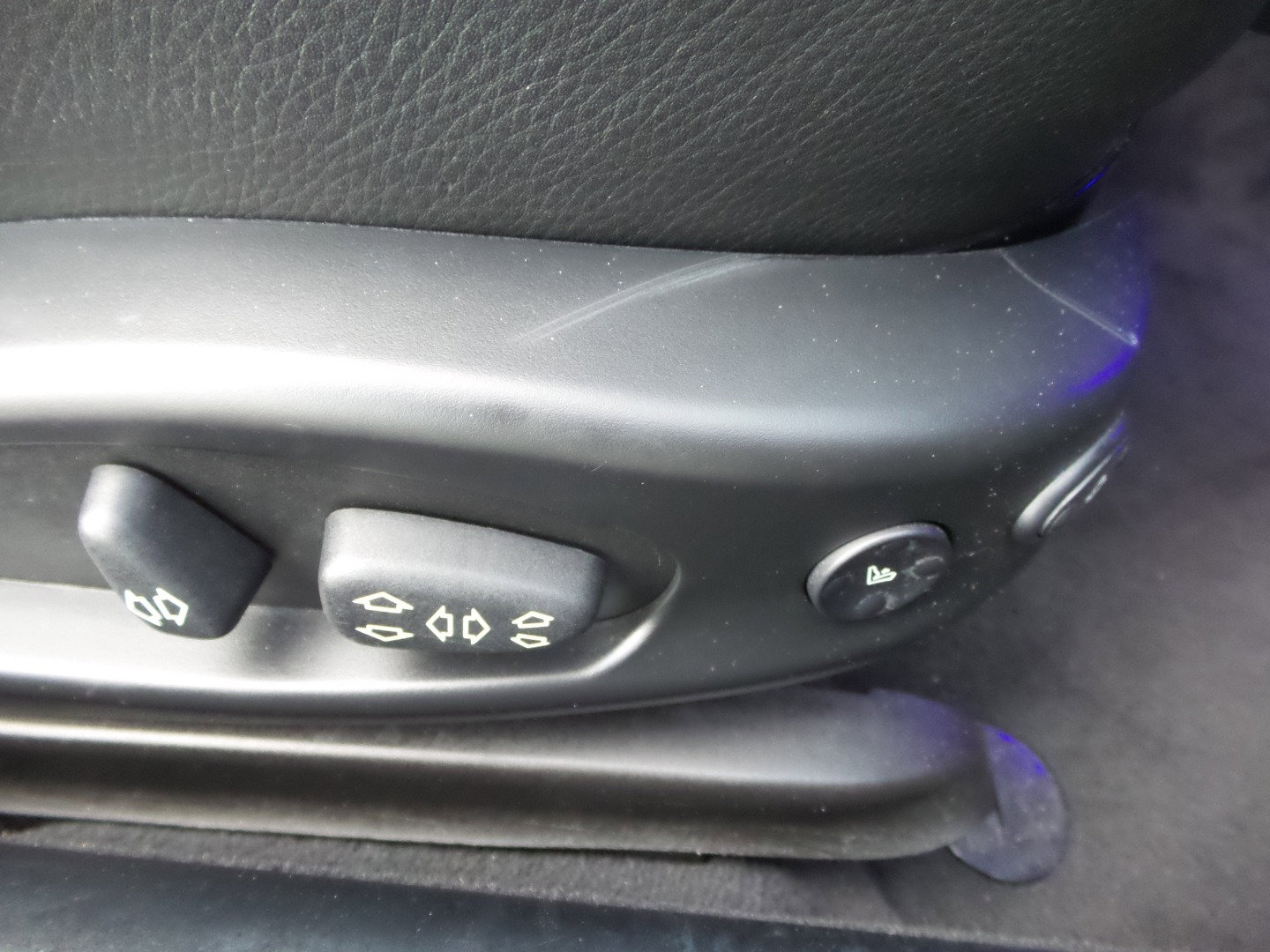 Used 2007 BMW M6 2dr Cpe M6 RWD image 67