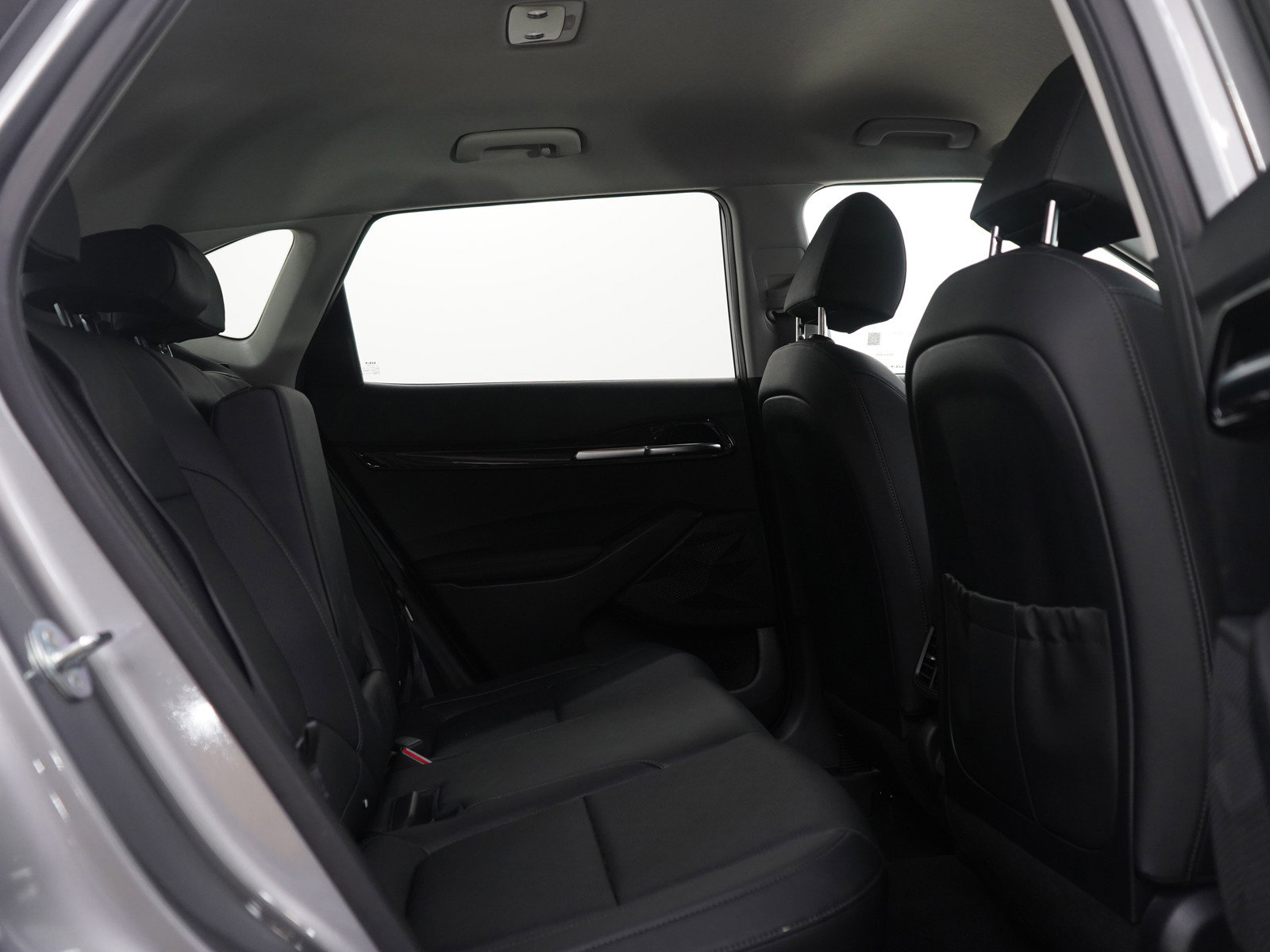 Used 2023 Kia Seltos SX image 12