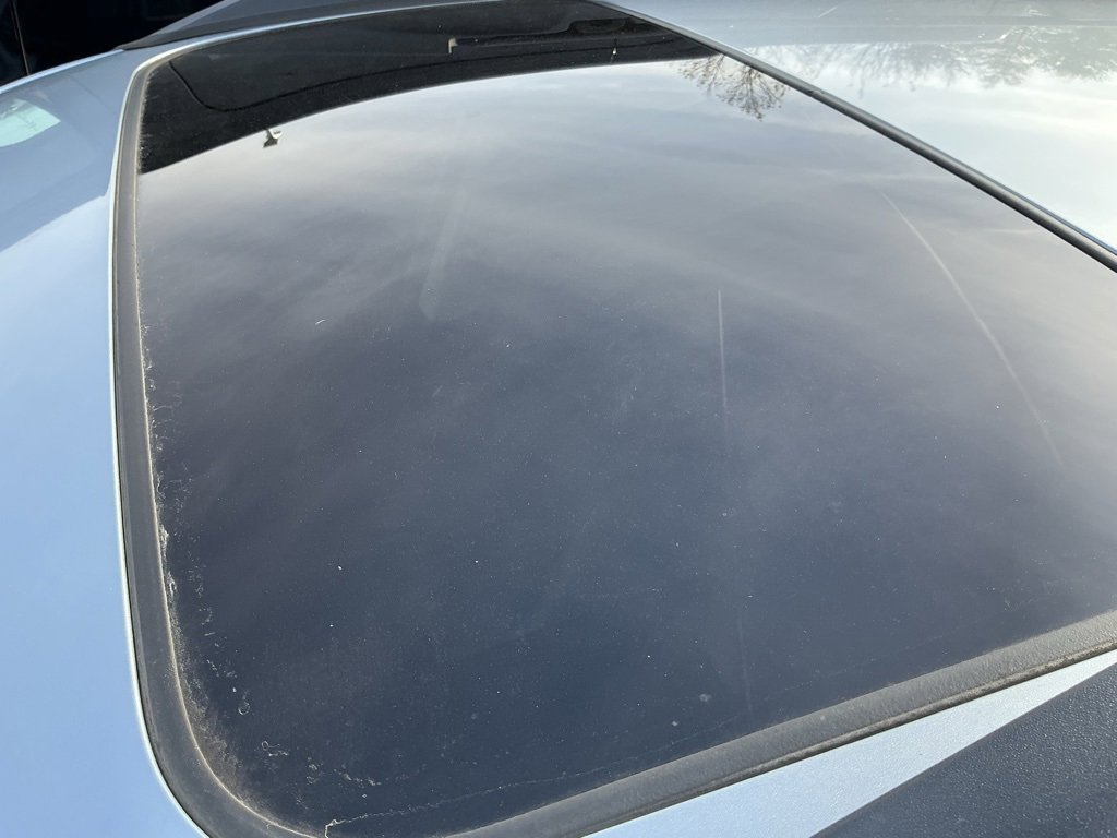 Used 2017 Subaru Outback 2.5i Limited w/ Popular Package #5 image 3