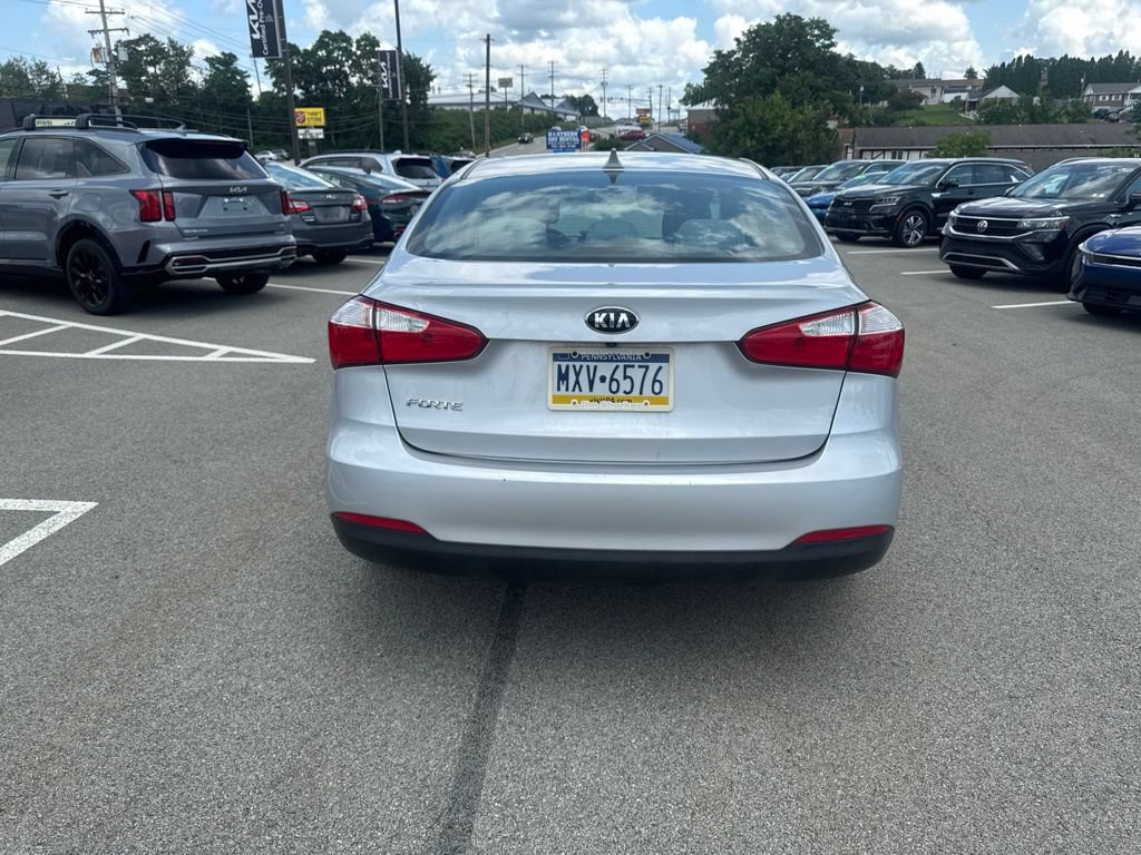 Used 2016 Kia Forte LX w/ LX Popular Plus Package FWD image 6