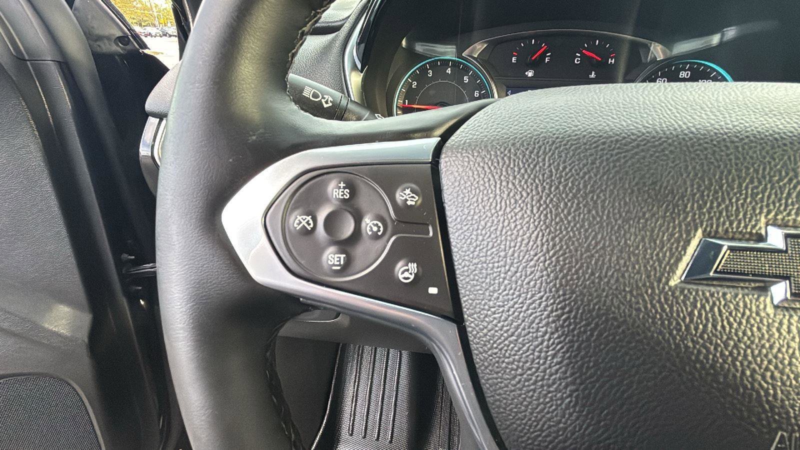 Used 2024 Chevrolet Traverse RS image 16