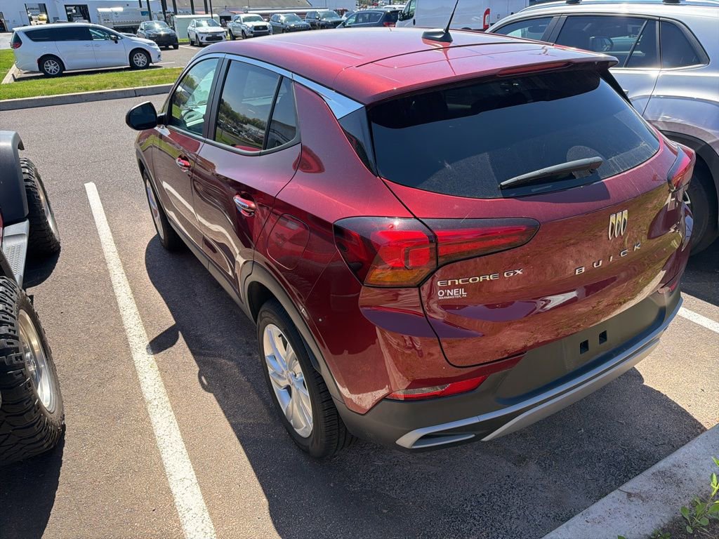 Used 2025 Buick Encore GX Preferred w/ Comfort Package FWD image 3