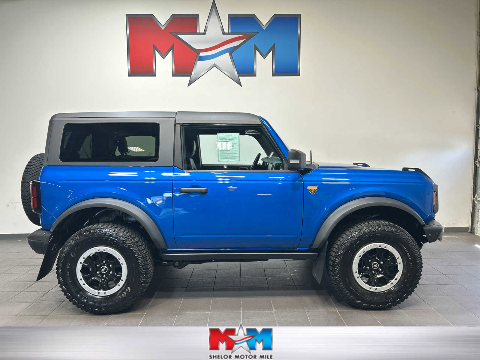 Used 2023 Ford Bronco Badlands AWD/4WD image 1