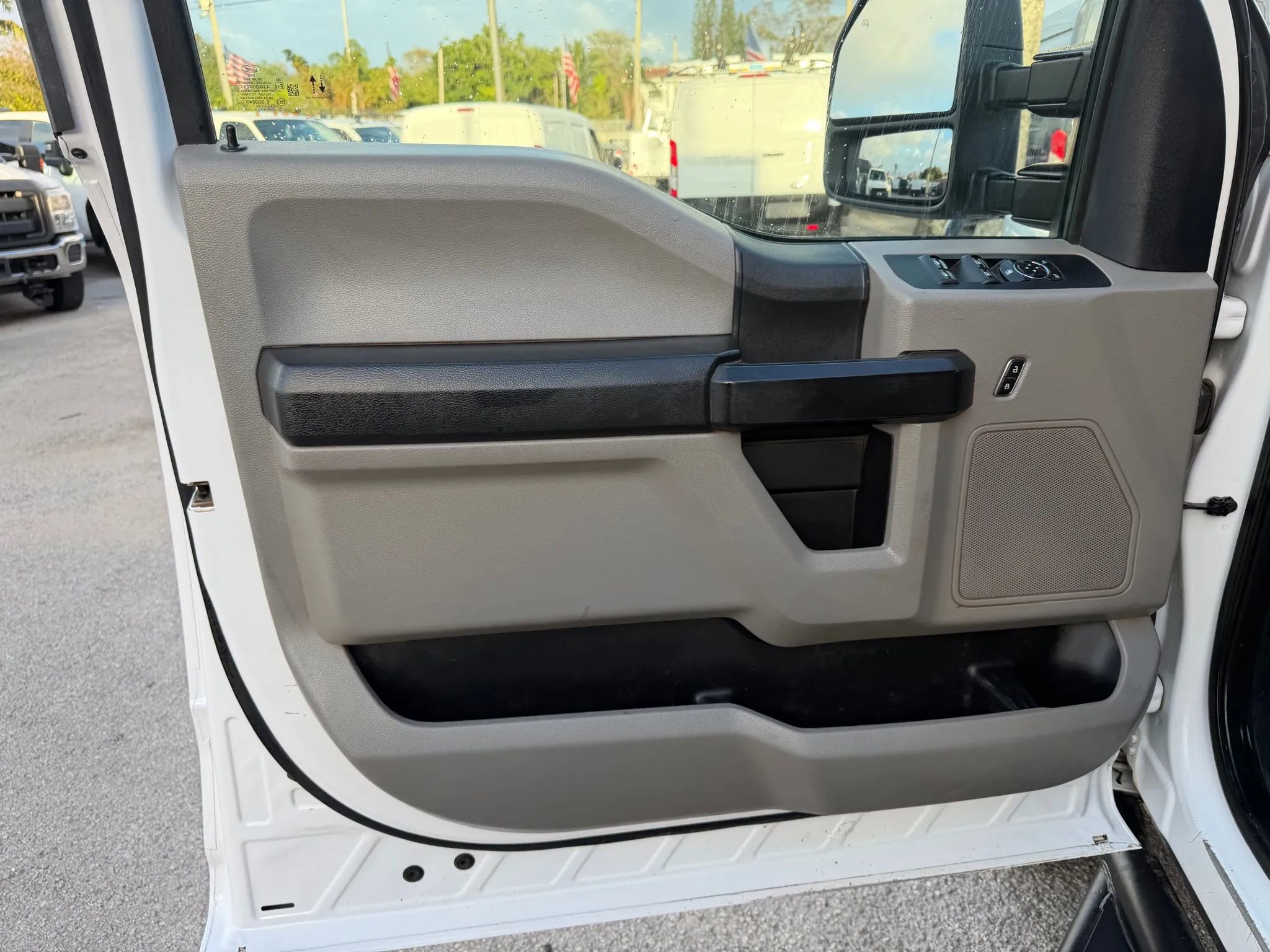 Used 2021 Ford F250 XL w/ Power Equipment Group AWD/4WD image 10