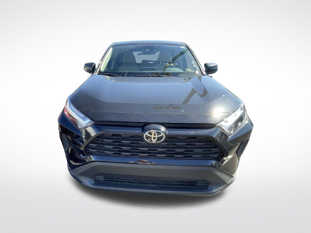 Used 2025 Toyota RAV4 LE FWD image 2