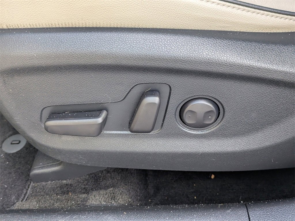 Used 2020 Kia Sportage EX w/ Option Group 15 image 20