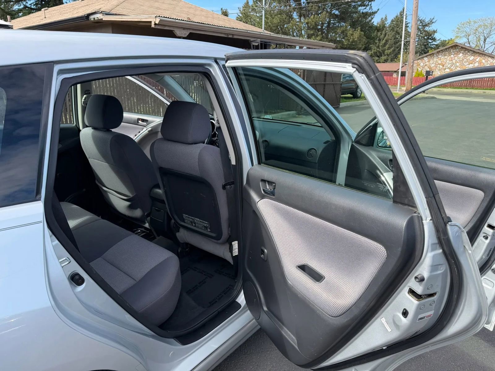 Used 2005 Toyota Matrix XR image 14
