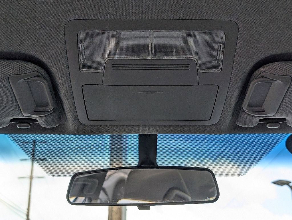 Used 2016 Toyota Camry SE image 22