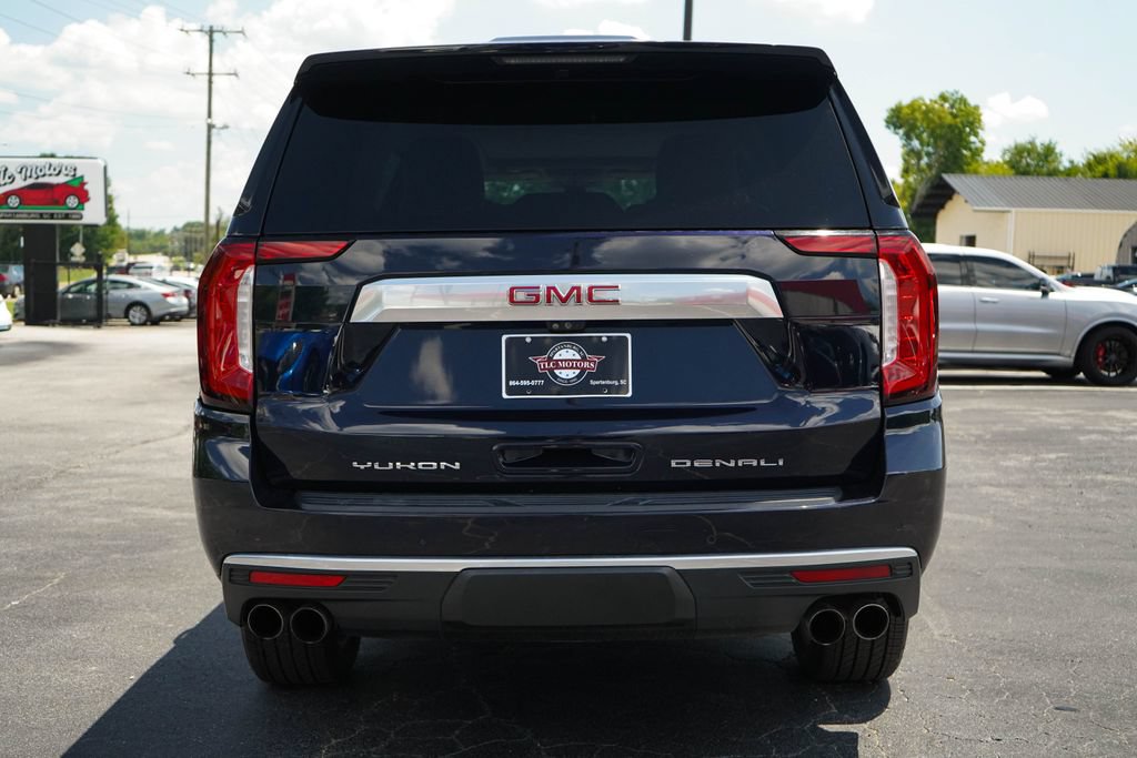 Used 2021 GMC Yukon XL Denali w/ Denali Premium Package AWD/4WD image 22