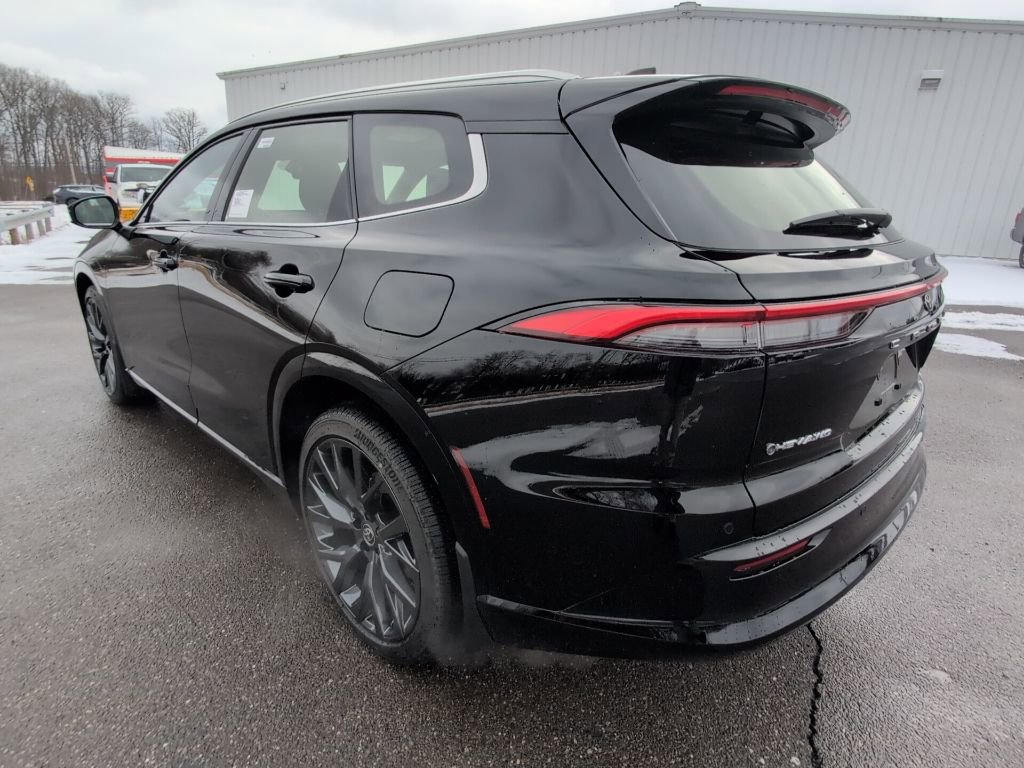 Certified 2025 Toyota Crown Signia w/ Advanced Technology Package image 3