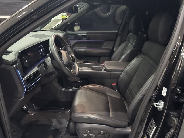Used 2025 Hyundai Santa Fe Calligraphy image 10