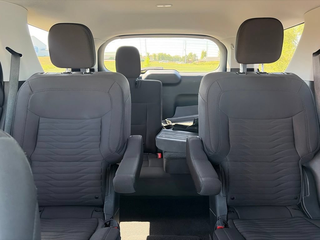 Used 2021 Ford Explorer XLT AWD/4WD image 15