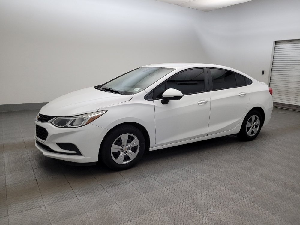 Used 2017 Chevrolet Cruze LS FWD image 2