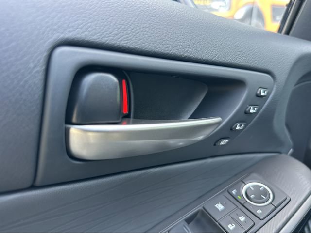 Used 2023 Lexus IS 350 F Sport w/ Navigation Package image 38