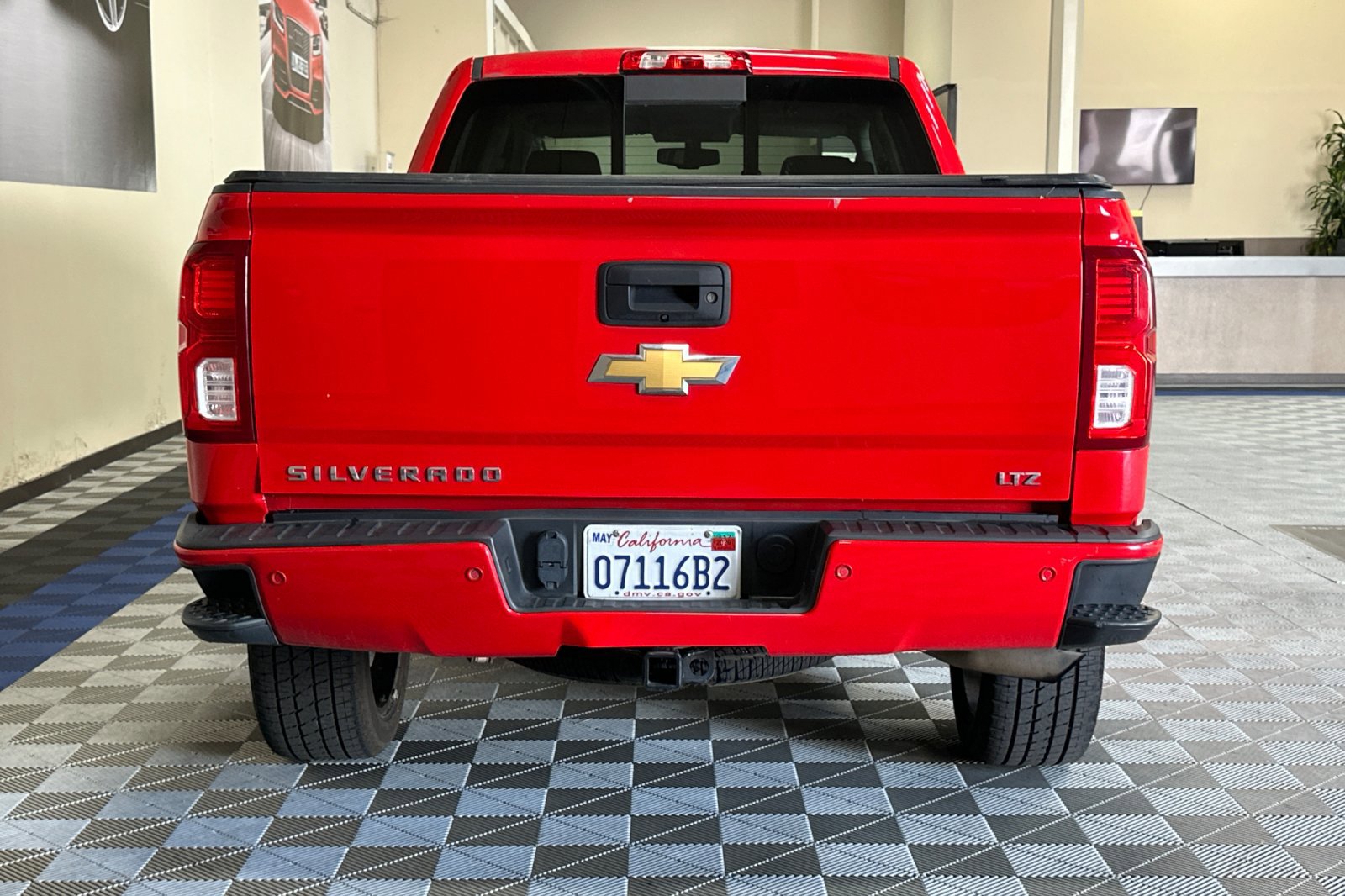 Used 2016 Chevrolet Silverado 1500 LTZ Z71 w/ LTZ Plus Package image 5