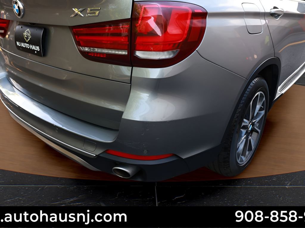 Used 2017 BMW X5 xDrive35i AWD/4WD image 4