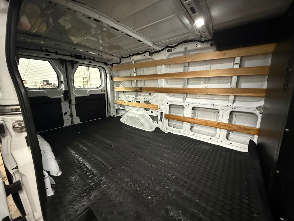 Used 2024 Ford Transit 250 Low Roof w/ Exterior Upgrade Package image 28