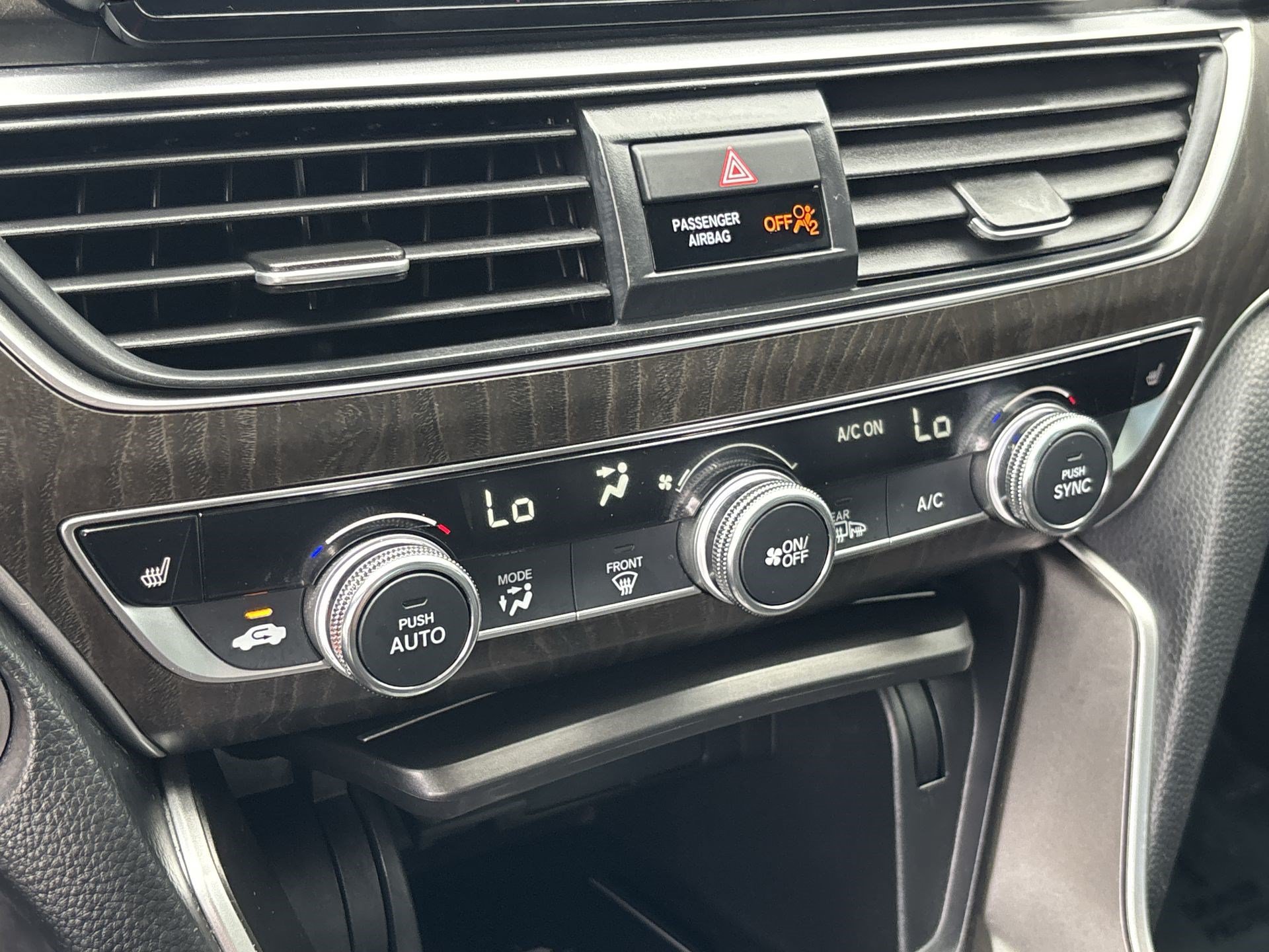 Used 2022 Honda Accord EX-L image 16