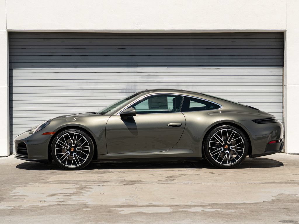 New 2026 Porsche 911 Carrera RWD image 2
