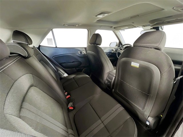 New 2025 Hyundai Venue SEL image 22