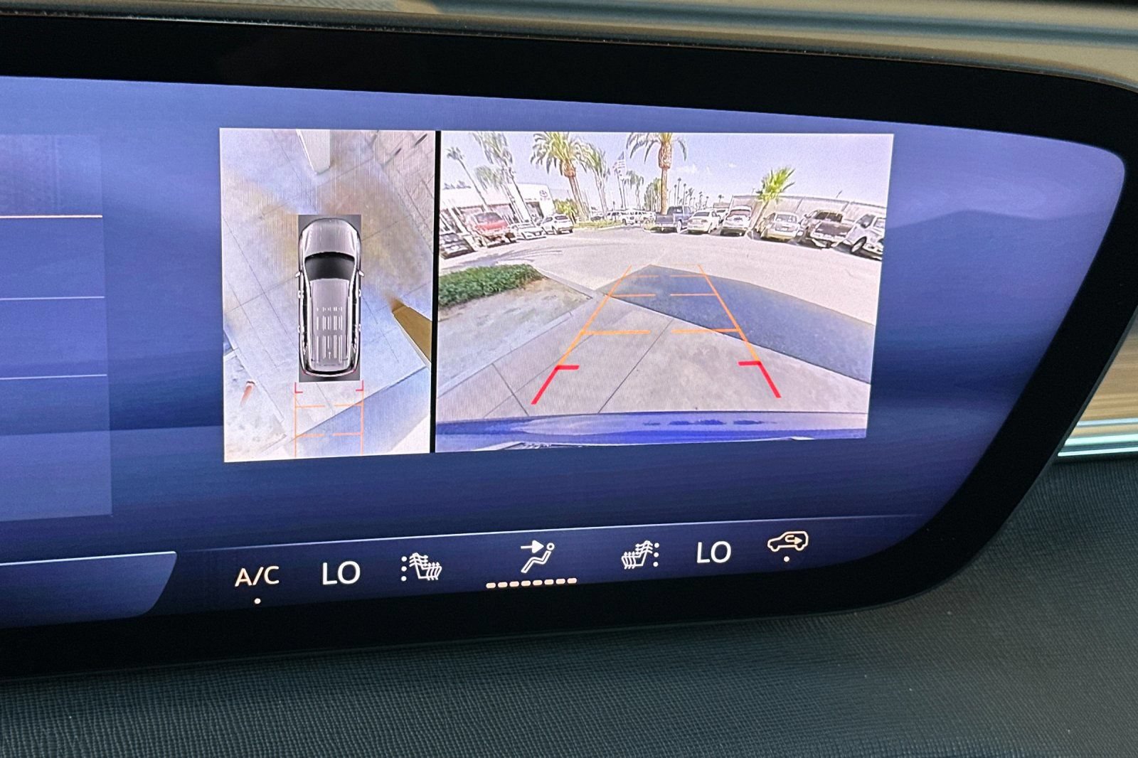 Certified 2025 Buick Enclave Preferred FWD image 8