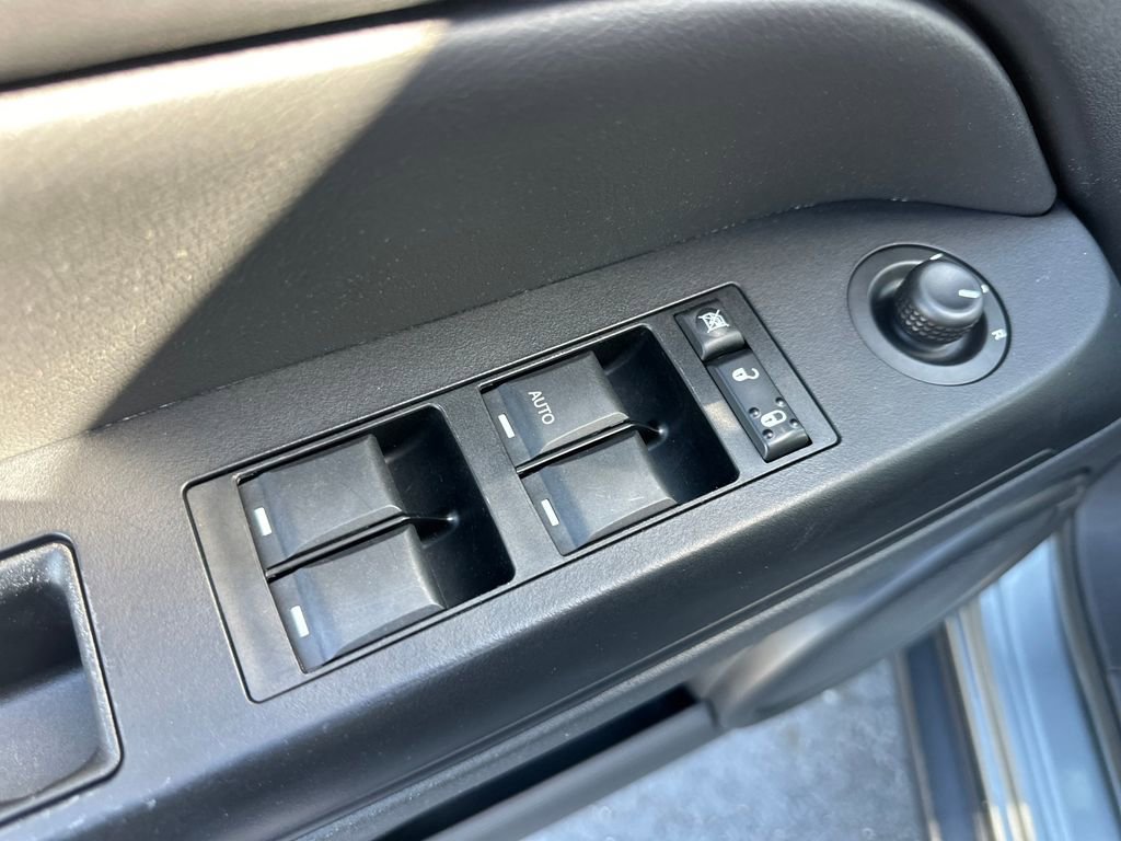 Used 2012 Jeep Patriot Latitude w/ Sun/Sound Group AWD/4WD image 13