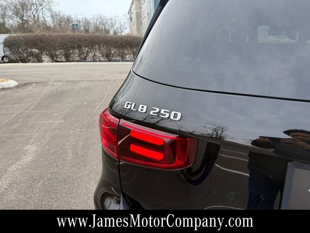 New 2026 Mercedes-Benz GLB 250 4MATIC image 8