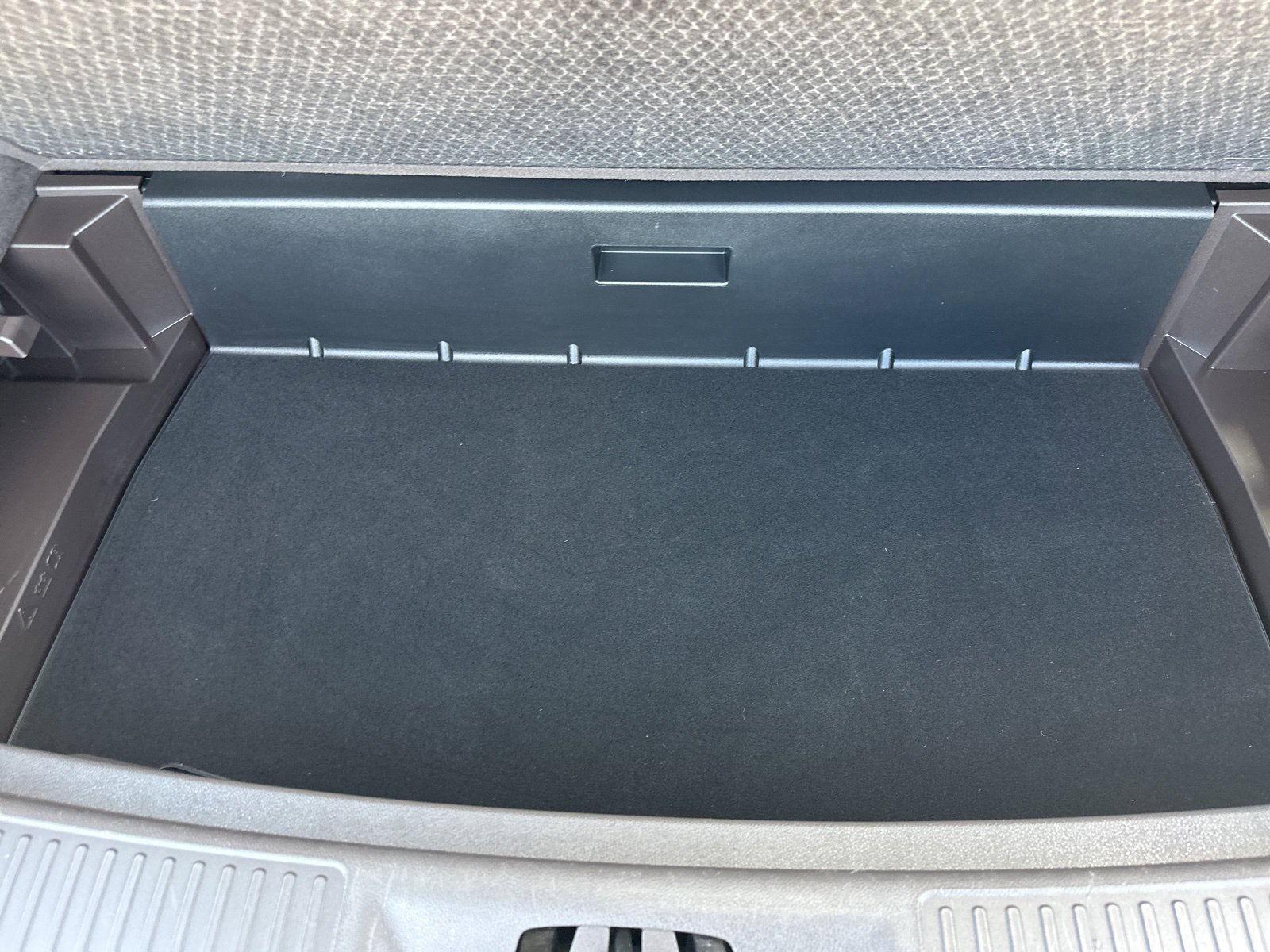 Used 2023 Lincoln Aviator Reserve w/ Equipment Group 201A AWD/4WD image 40