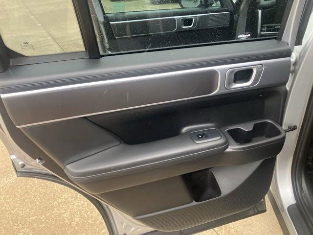 Used 2025 Hyundai Santa Fe SEL image 17