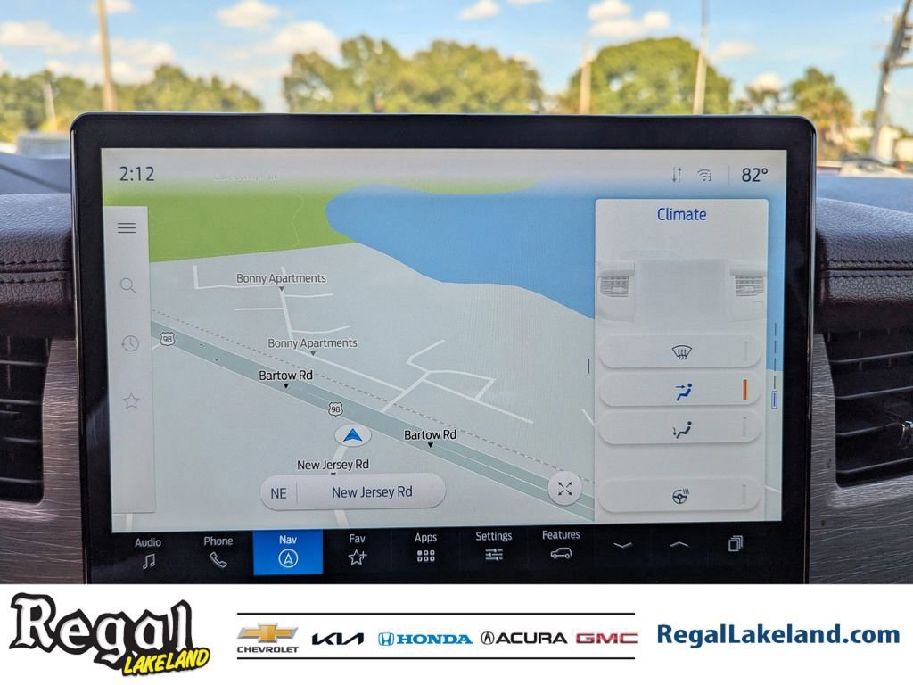 Used 2024 Ford Expedition Limited image 22