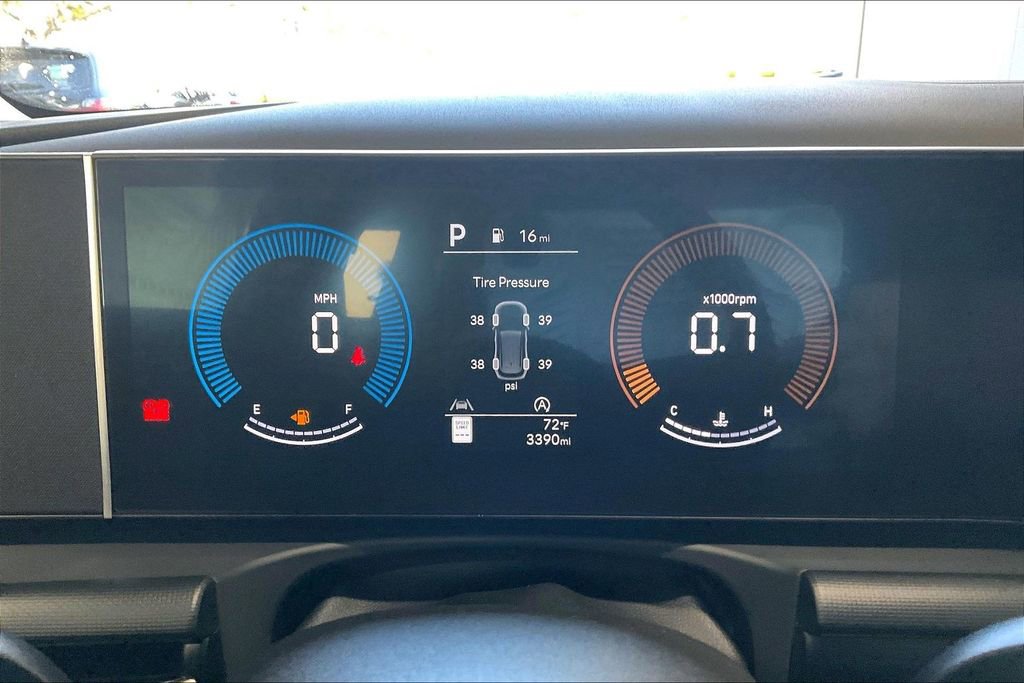 Used 2026 Hyundai Tucson SEL image 7