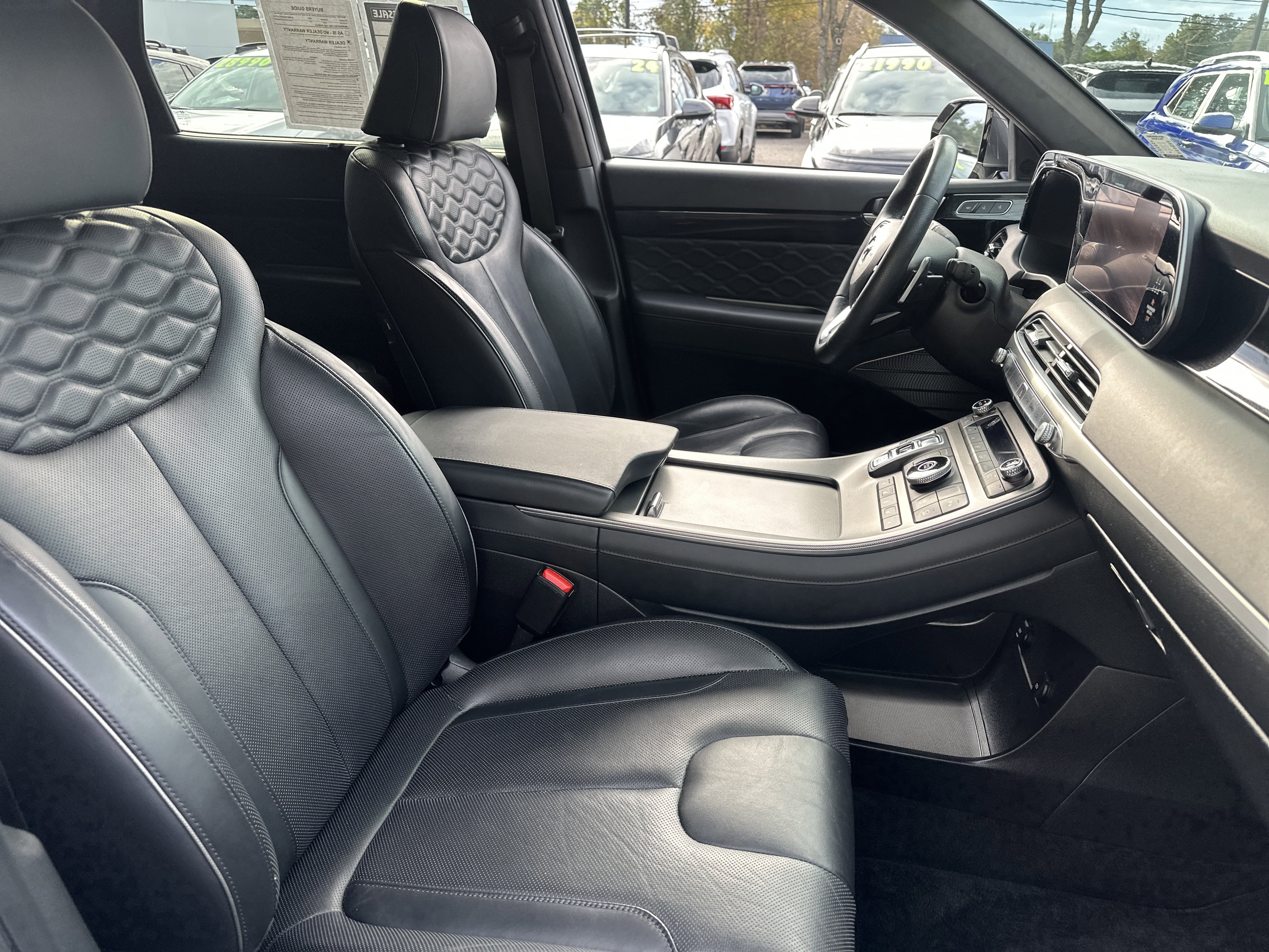 Used 2022 Hyundai Palisade Calligraphy image 13