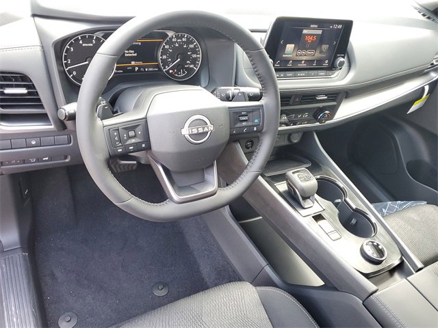 New 2026 Nissan Rogue SV image 7