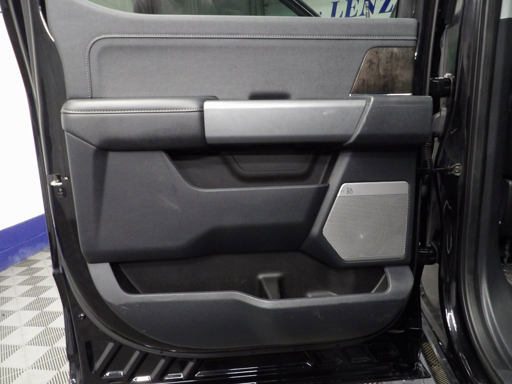 Used 2024 Ford F250 Lariat w/ Black Appearance Package image 58