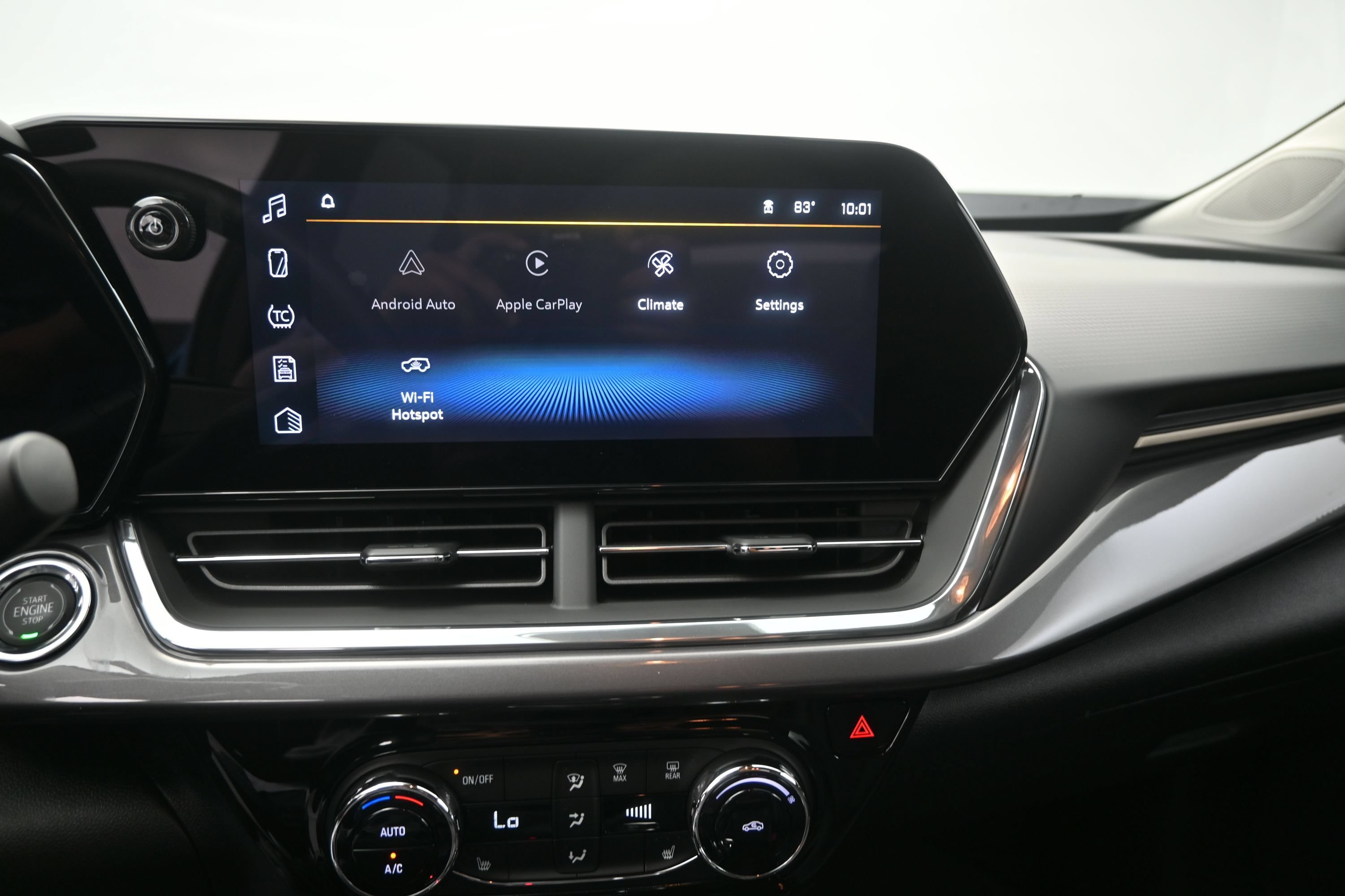 Used 2025 Chevrolet Trax ACTIV FWD image 15
