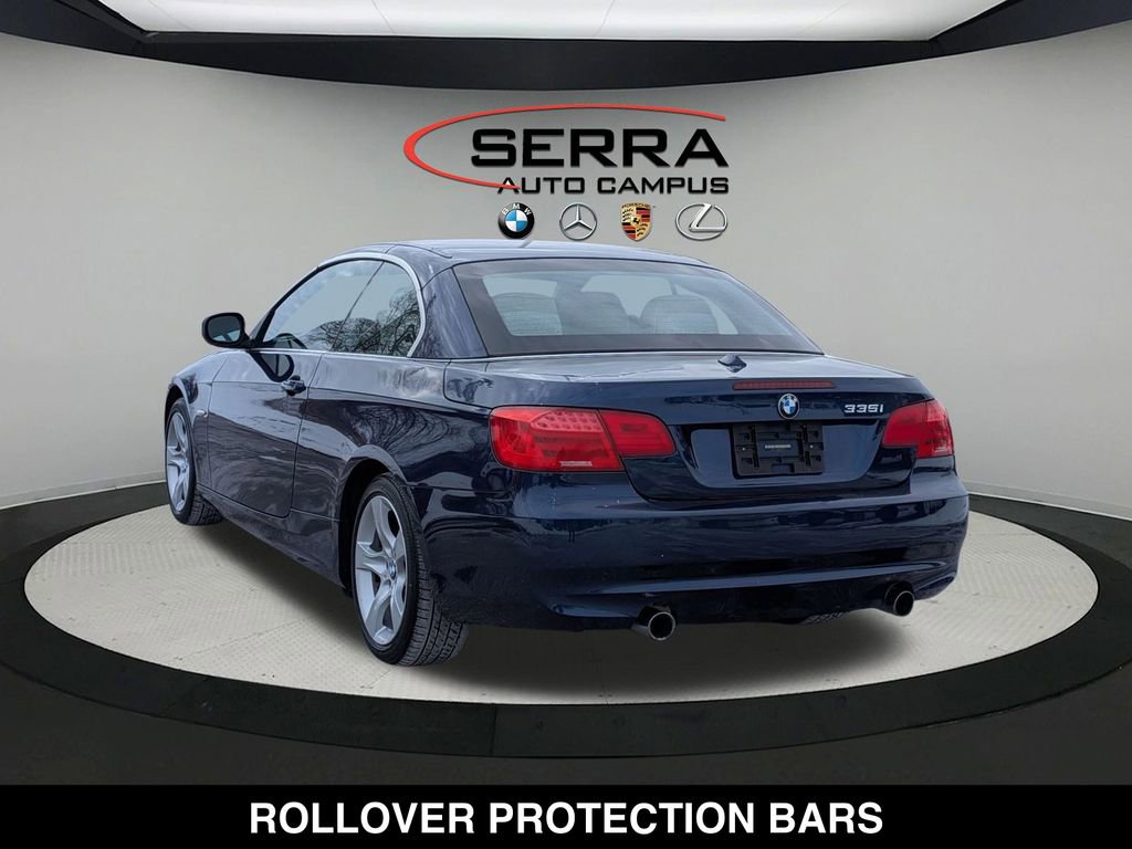 Used 2011 BMW 335i Convertible image 10