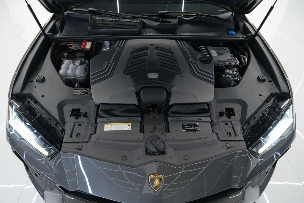 Used 2022 Lamborghini Urus AWD/4WD image 63
