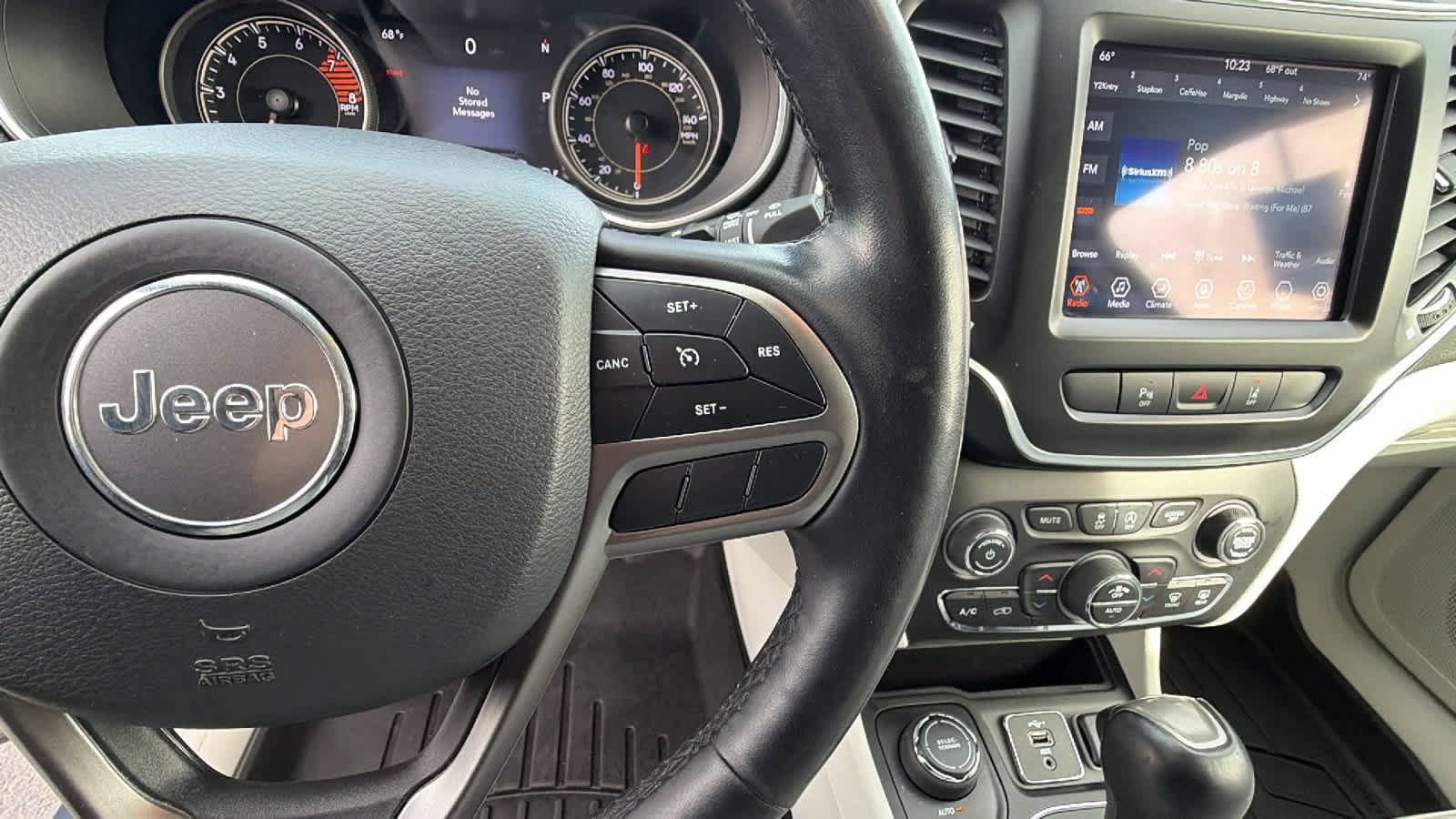 Used 2021 Jeep Cherokee Latitude Lux w/ Comfort/Convenience Group image 20