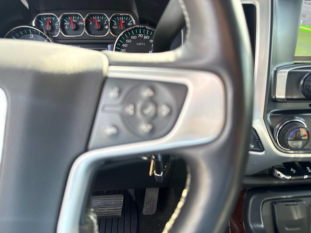 Used 2018 GMC Sierra 1500 SLT AWD/4WD image 30