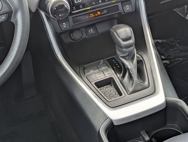 Used 2024 Toyota RAV4 XLE w/ Convenience Package FWD image 14