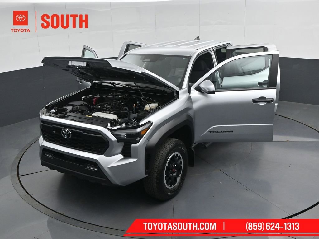 Used 2025 Toyota Tacoma TRD Off-Road w/ TRD Off Road Upgrade Package image 50