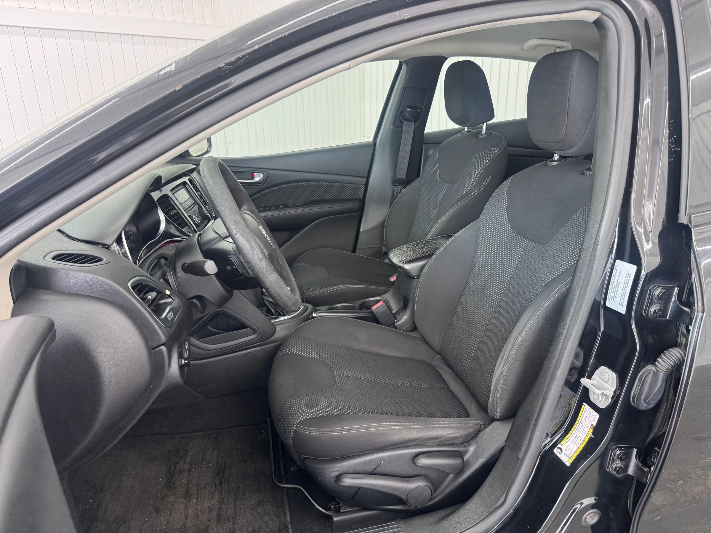 Used 2016 Dodge Dart SXT image 9